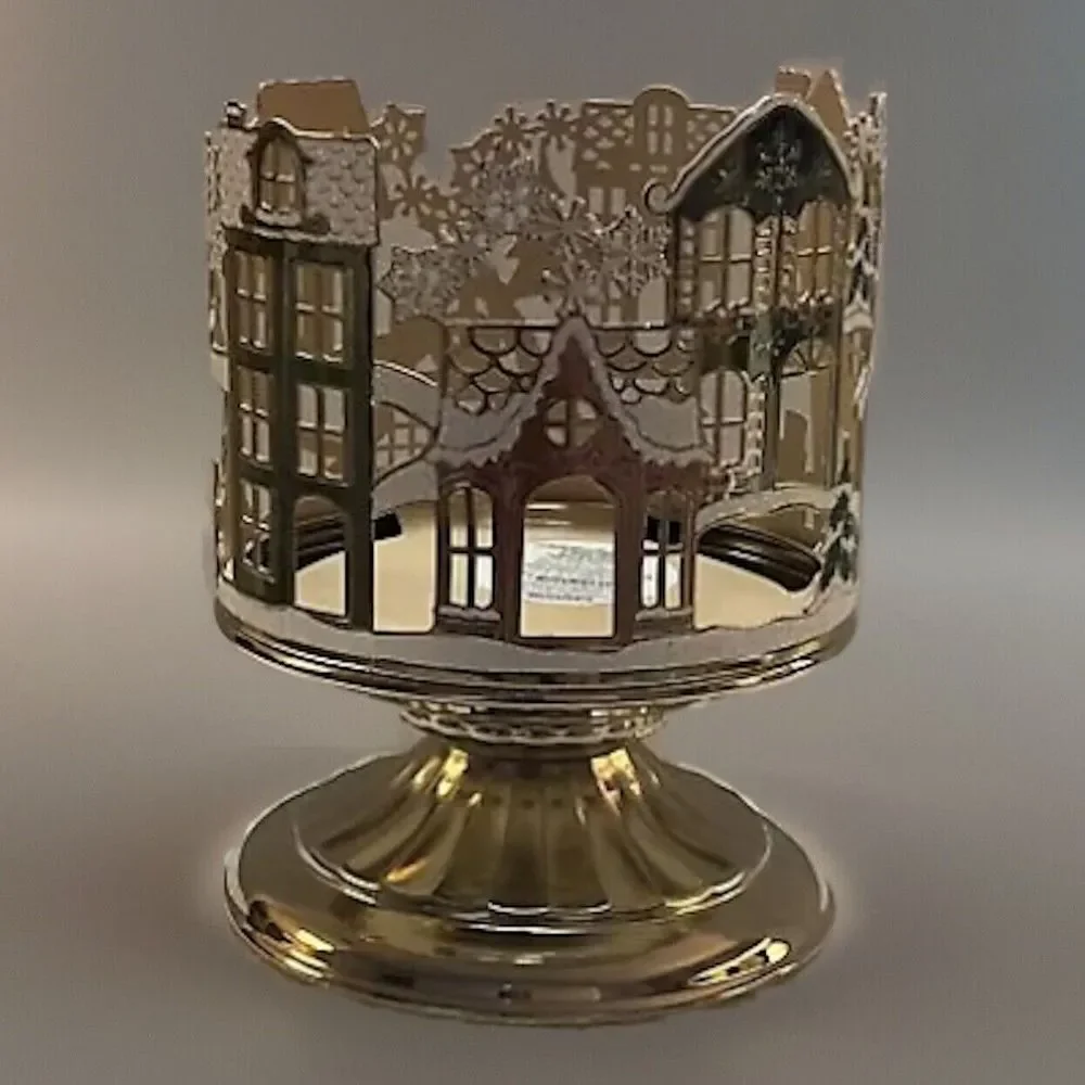 Bath & Body Works Holiday Village Scene 3-Wick‎ Candle Holder Limited Edition
